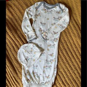 New never worn Burt’s Bees Night Gown with hat - Baby Ducks on a pond 0-6M